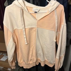 Peach sweatshirt! Super cute